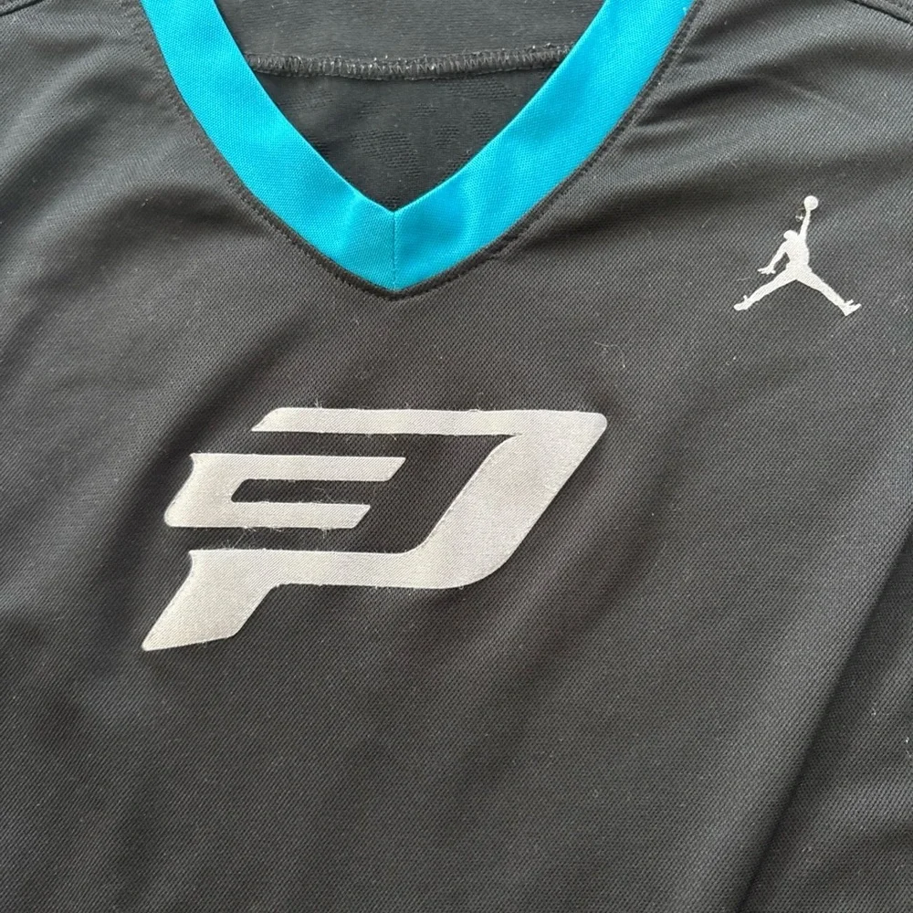 Jordan Black and Blue Kids Jersey - Picture 3 of 6